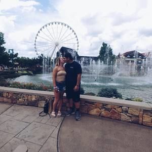 Meet your Posher, Delaney